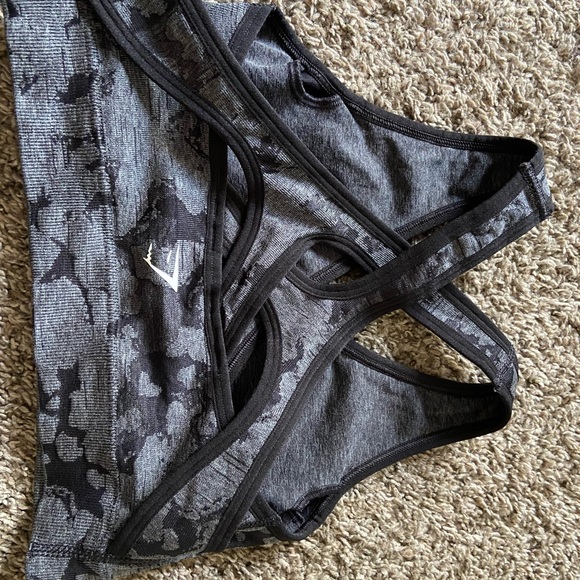 Gymshark adapt sports bra - Picture 7 of 9